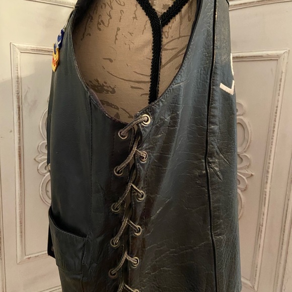 Diamond Leather Vintage Men’s Large Motorcycle Vest - Picture 4 of 9